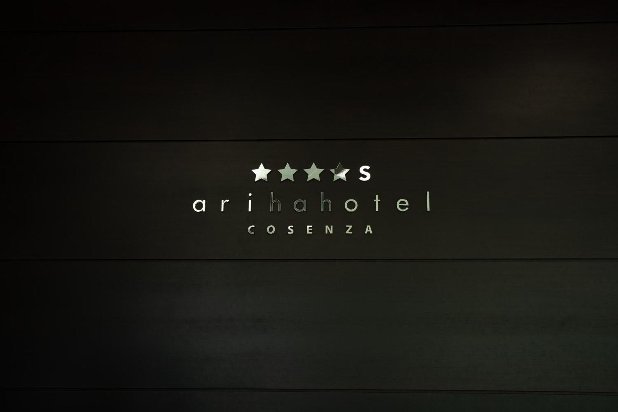 Ariha Hotel Козенца Экстерьер фото