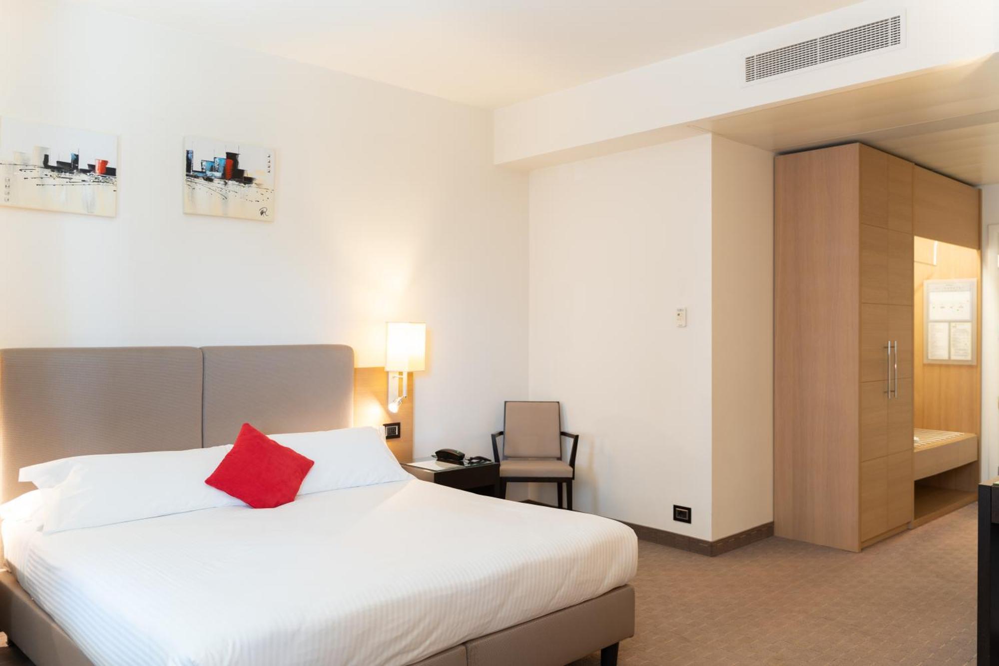 Ariha Hotel Козенца Экстерьер фото